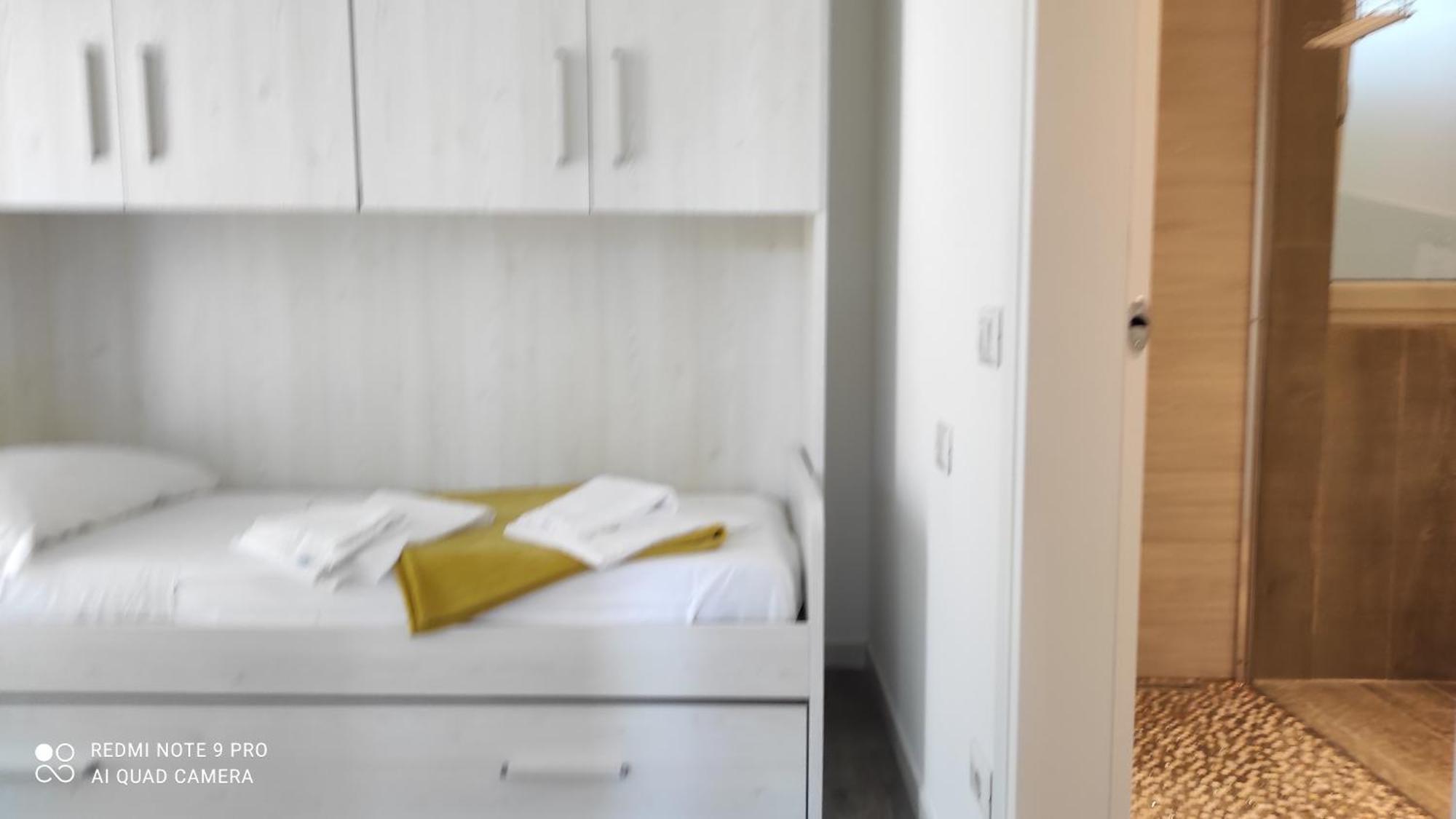Appartamenti A Bardolino Zimmer foto